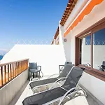 Bright & Elegant Duplex With Terrace And Pool, Just Steps From Puerto Colon Διαμέρισμα