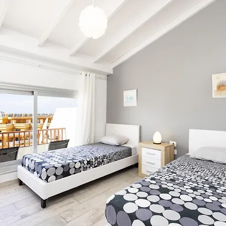 Bright & Elegant Duplex With Terrace And Pool, Just Steps From Puerto Colon Apartment Costa Adeje (Tenerife)