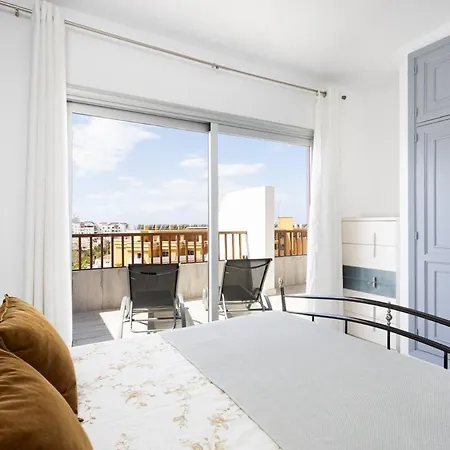 Bright & Elegant Duplex With Terrace And Pool, Just Steps From Puerto Colon Apartment