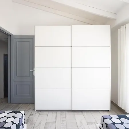 Bright & Elegant Duplex With Terrace And Pool, Just Steps From Puerto Colon Apartment *